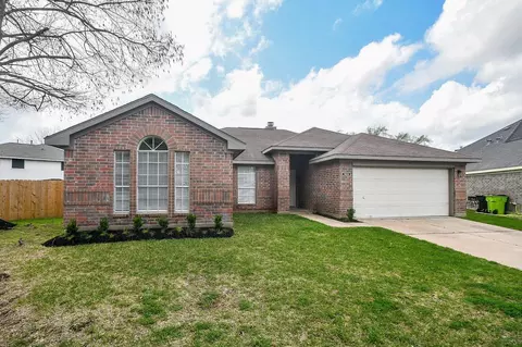 1422 Township Ct, Rosenberg, TX 77471