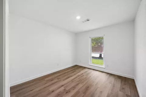 Bedroom - 22738 Millgate Dr, Spring, TX 77373 photo 4 of 5