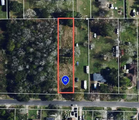 102 S Willow St, Texas City, TX 77591