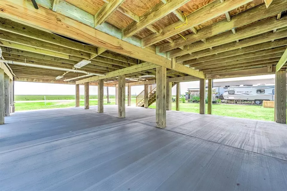 Exterior - 26778 Fm 457, Sargent, TX 77414 photo 3 of 7