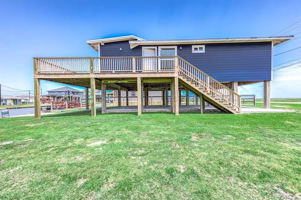 Exterior - 26778 Fm 457, Sargent, TX 77414 photo 5 of 7