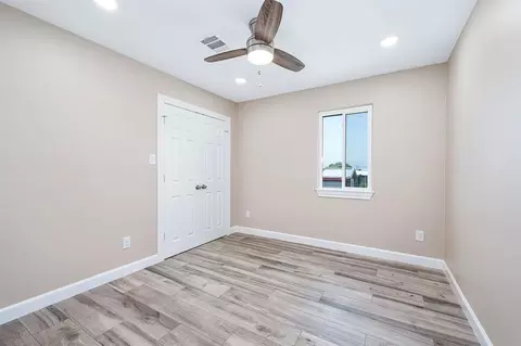 Bedroom - 26778 Fm 457, Sargent, TX 77414 photo 1 of 4