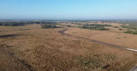 000 Seiler Rd, Goliad, TX 77963