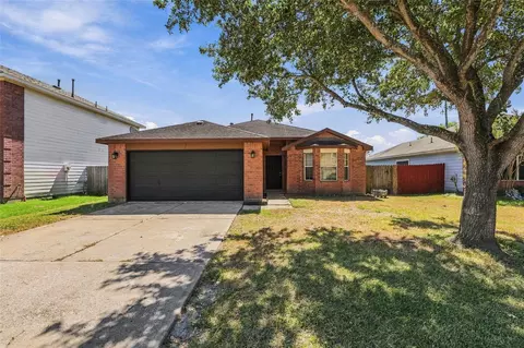 3910 Ridge Canyon Rd, Baytown, TX 77521