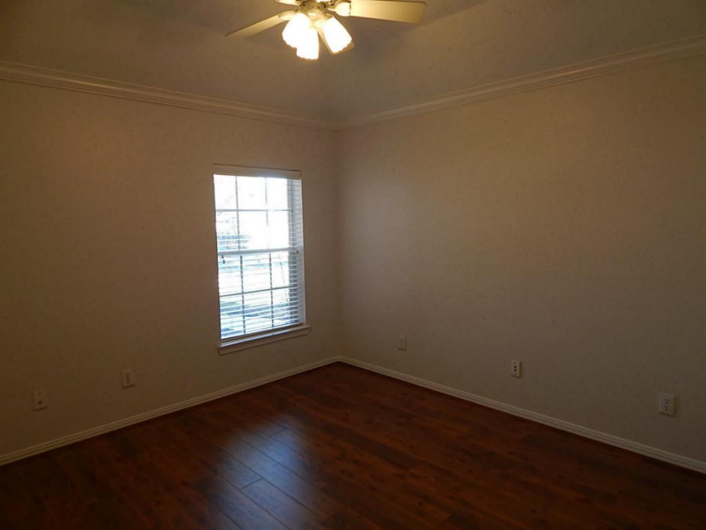 53 W Sienna Pl, Spring, TX 77382 photo 1