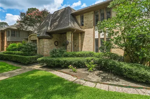 Exterior - 9310 Windrush Dr, Spring, TX 77379 photo 3 of 5