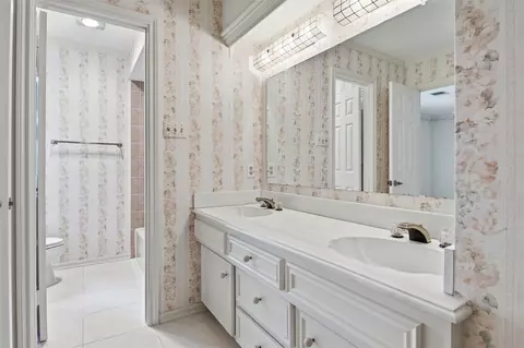 Bath - 9310 Windrush Dr, Spring, TX 77379 photo 5 of 7