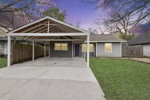 5521 Southlea St, Houston, TX 77033