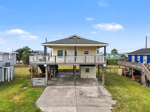 4110 Liberty Dr, Galveston, TX 77554