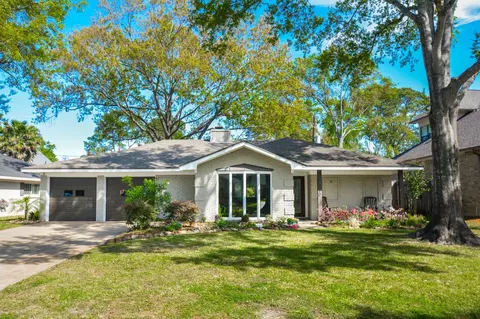 14110 Barryknoll Ln, Houston, TX 77079