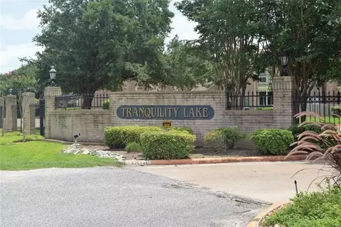 18800 Egret Bay Blvd #106, Houston, TX 77058