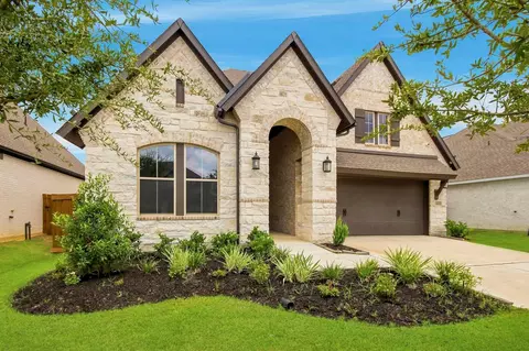 19615 Holly Pierce Dr, Cypress, TX 77433