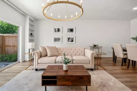 14703 Barryknoll Ln #26, Houston, TX 77079