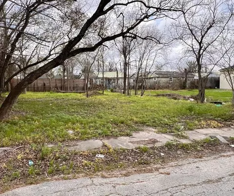 3215 Newhoff St, Houston, TX 77026