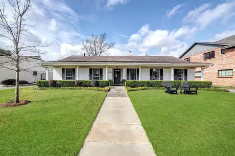 3018 Ann Arbor Dr, Houston, TX 77063