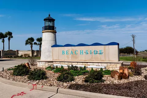 3529 Kiawah Cir, Palacios, TX 77465