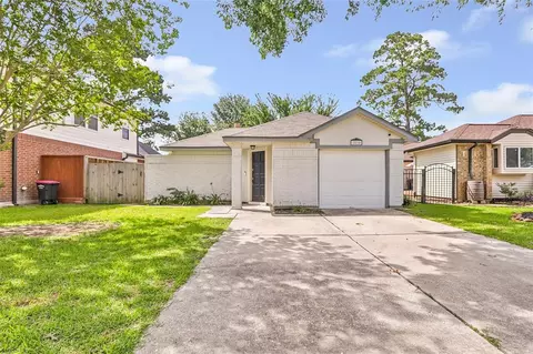 2810 Spring Dusk Ln, Spring, TX 77373