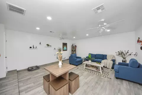 Living - 4246 Tiny Hur Dr, Pasadena, TX 77503 photo 5 of 6