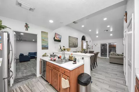 Entry Way - 4246 Tiny Hur Dr, Pasadena, TX 77503 photo 3 of 3