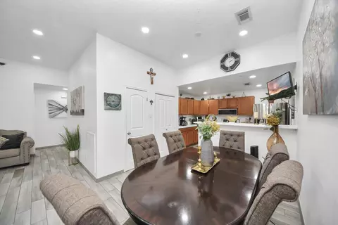 Dining - 4246 Tiny Hur Dr, Pasadena, TX 77503 photo 3 of 3