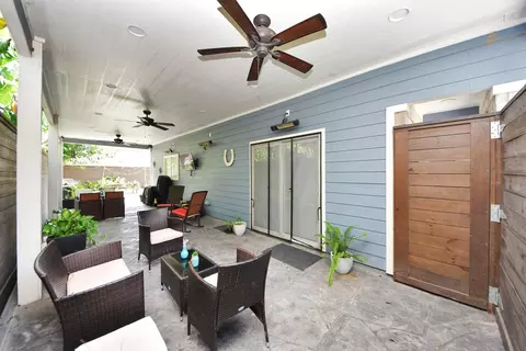 Exterior - 4246 Tiny Hur Dr, Pasadena, TX 77503 photo 2 of 11