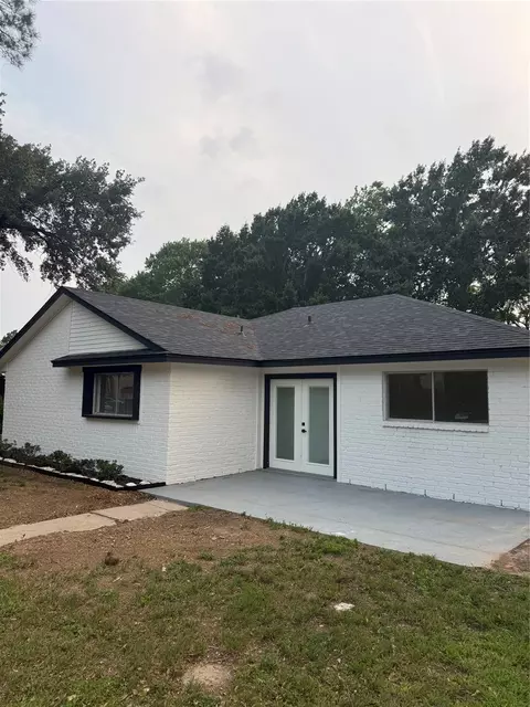 2121 Baylor Dr, Katy, TX 77493