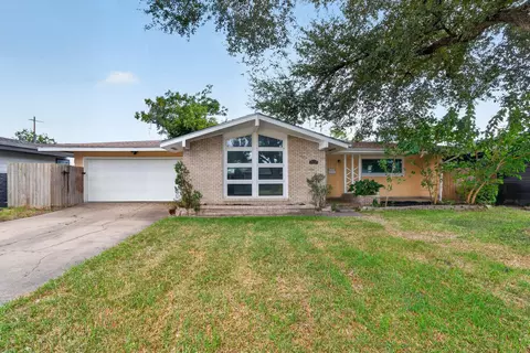 2110 Ridgemore Dr, Houston, TX 77055