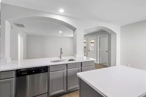 9987 Sterling Place Dr, Conroe, TX 77303