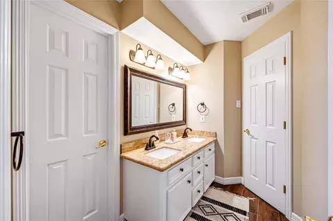Bath - 8503 Herts Rd, Spring, TX 77379 photo 7 of 8