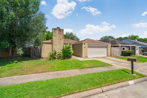 7123 Rio Blanco Dr, Houston, TX 77083
