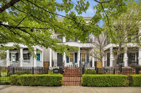 543 W 22nd St, Houston, TX 77008