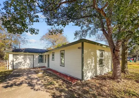 2208 Norwood Dr, Orange, TX 77630