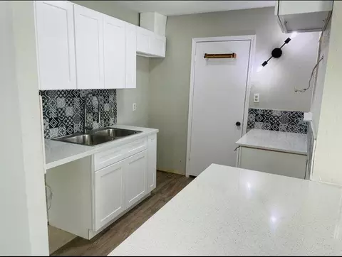 9550 Deering Dr #408, Houston, TX 77036
