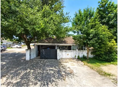 2525 Warwick Rd, Houston, TX 77093
