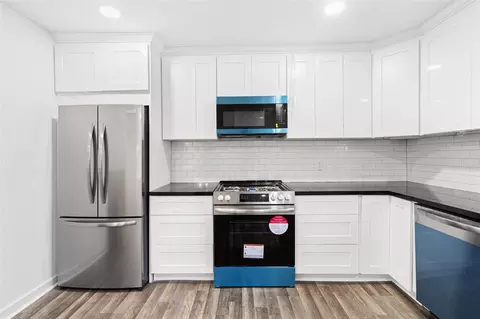 Kitchen - 301 Pineland Dr, Trinity, TX 75862 photo 3 of 3