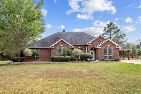 2101 San Antonio Rd, Crockett, TX 75835