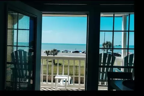 6300 Seawall Blvd #8204, Galveston, TX 77551