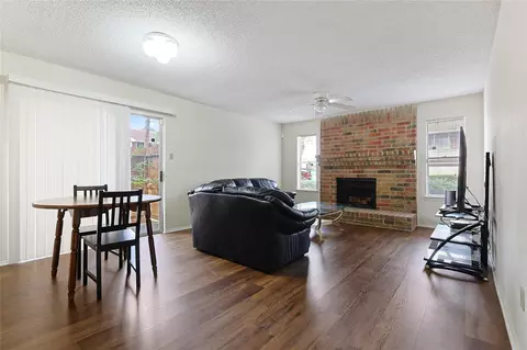 10555 Turtlewood Ct #2008, Houston, TX 77072