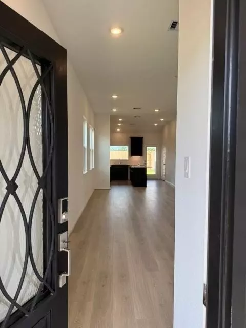 Entry Way - 4814 Petunia Bloom, Pinehurst, TX 77362 photo 1 of 1