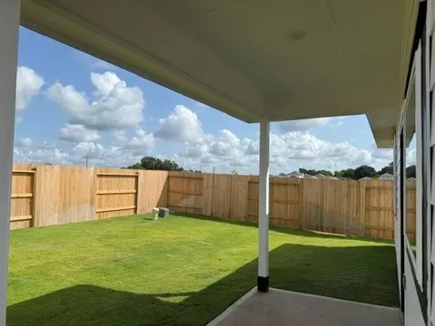 Exterior - 4814 Petunia Bloom, Pinehurst, TX 77362 photo 3 of 4
