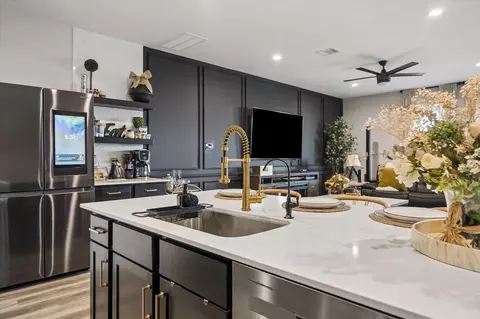 3034 Crown Gate Dr, Houston, TX 77047