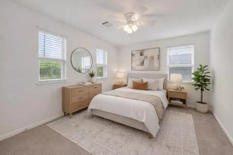 Bedroom - 2107 Parnevik Pl, Conroe, TX 77304 photo 6 of 7