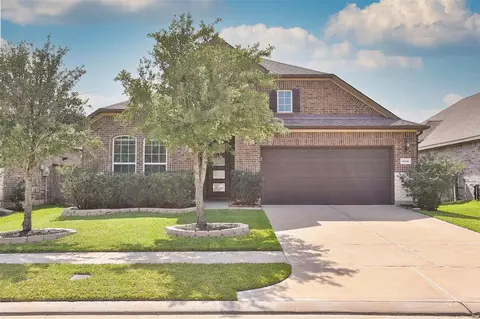 8831 Arch Rock Dr, Cypress, TX 77433