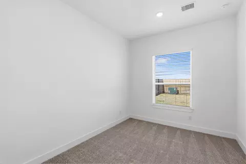 Bedroom - 12214 Warbler Dr, Mont Belvieu, TX 77523 photo 6 of 8