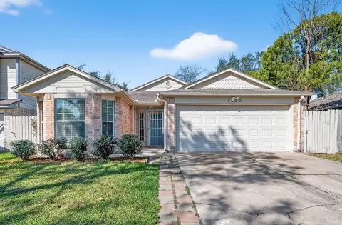 7230 Cabrina Ln, Houston, TX 77083