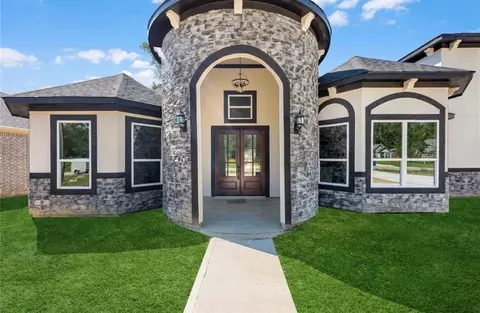 427 Road 66111, Dayton, TX 77535