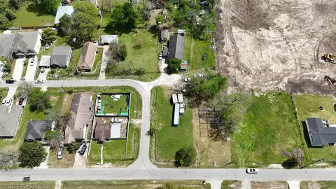 7438 Maxroy St, Houston, TX 77088