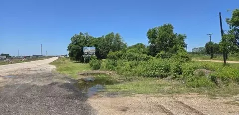 0 Hwy 90, Columbus, TX 78934