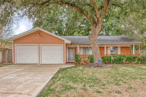 7022 Triola Ln, Houston, TX 77074