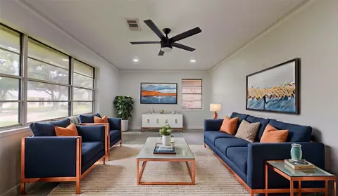 210 Outlook Dr, Houston, TX 77034